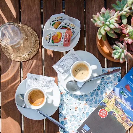 Couette-café Civico10 *